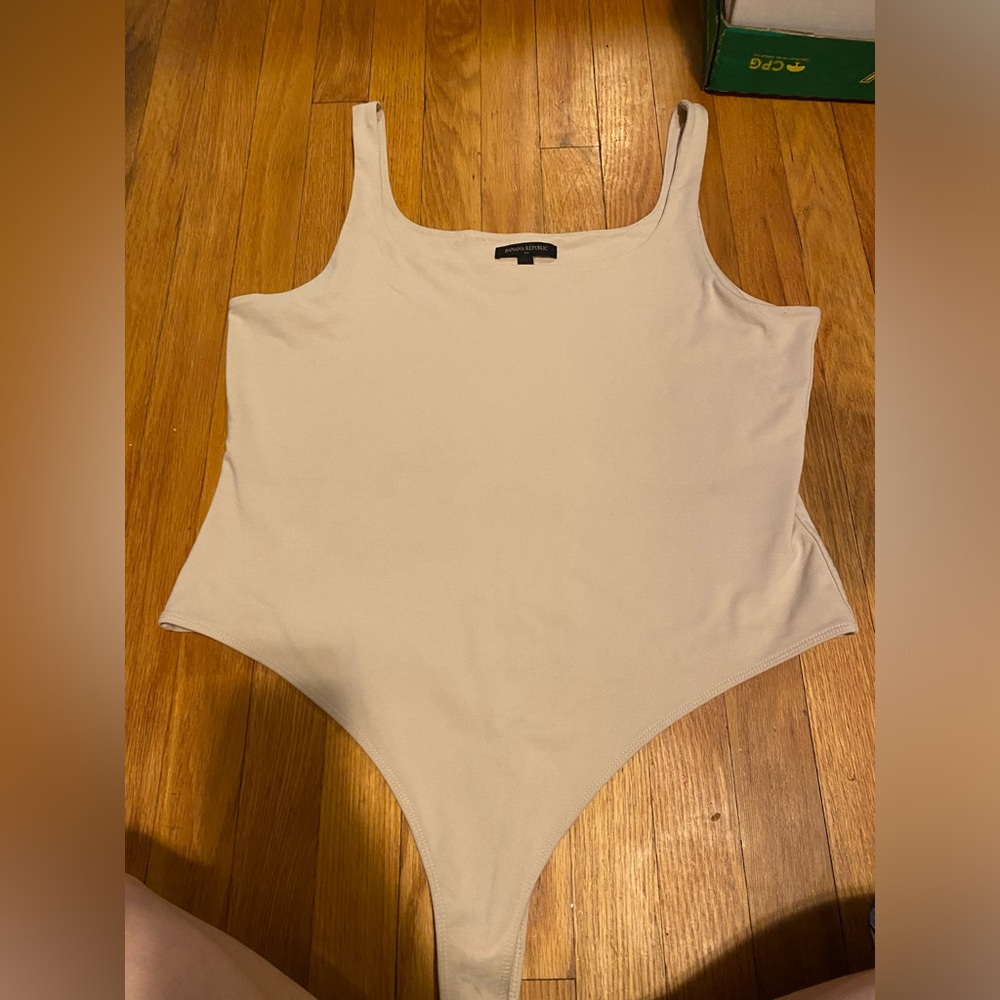 Banana republic nude